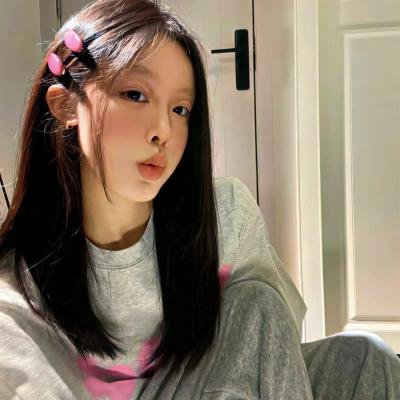 美女荒野逃亡